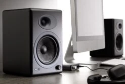 Audioengine A5+ Classic Powered Bookshelf Speakers (Satin Black) 8 Audioengine A5+ Classic Powered Bookshelf Speakers (Satin Black) -Gallo Acoustics shop A5plus2