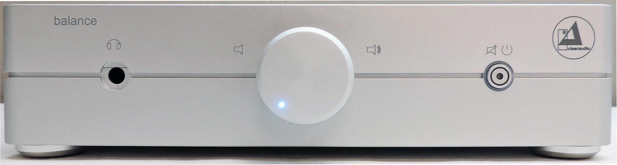 Clearaudio Balance V2 Balanced Phono Preamp/Headphone Amp (Silver) 7 Clearaudio Balance V2 Balanced Phono Preamp/Headphone Amp (Silver) - Image 5