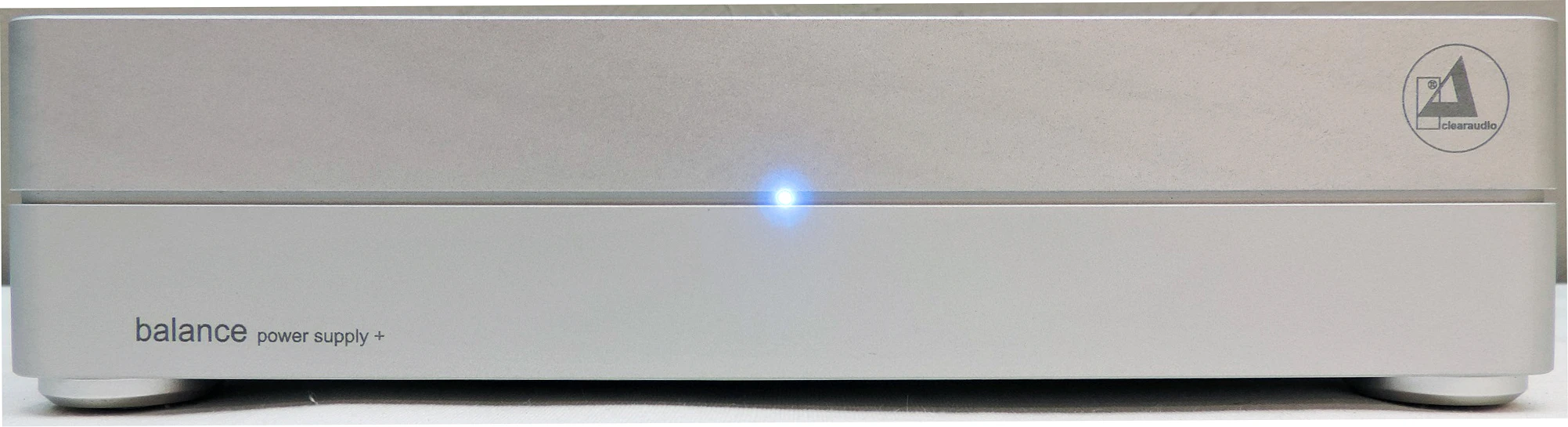 Clearaudio Balance V2 Balanced Phono Preamp/Headphone Amp (Silver) 6 Clearaudio Balance V2 Balanced Phono Preamp/Headphone Amp (Silver) - Image 4