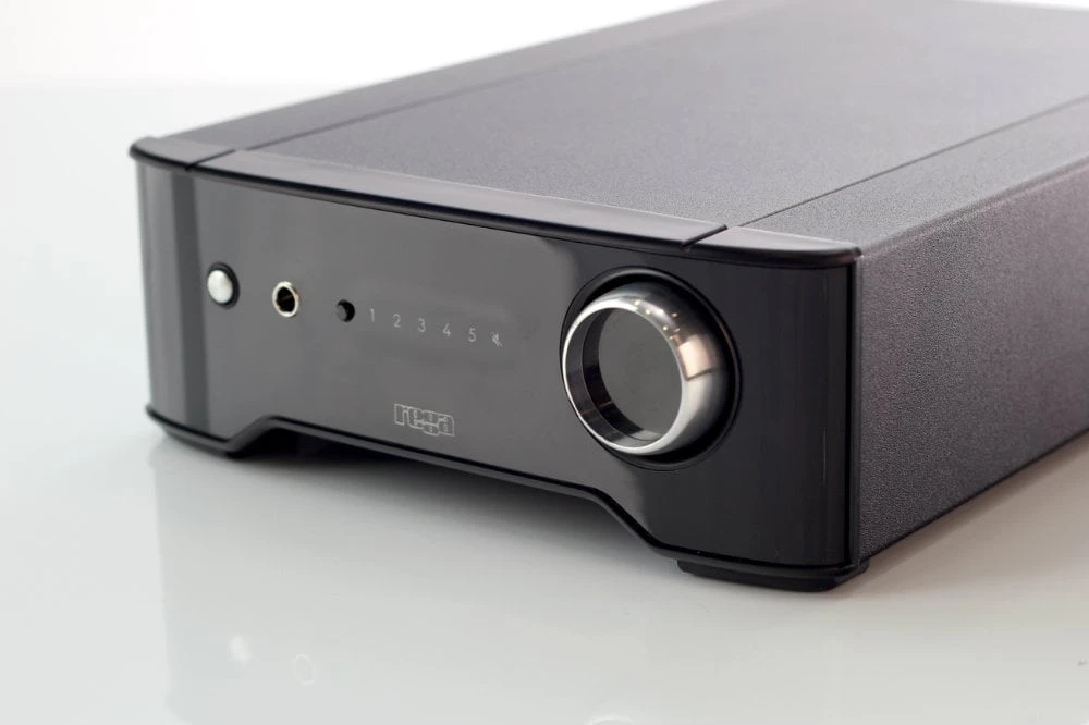 Rega Brio Integrated Amplifier 6 Rega Brio Integrated Amplifier - Image 4