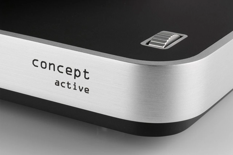 Clearaudio Concept Active Turntable With Internal Phono Preamp & Headphone Amp (Black) 7 Clearaudio Concept Active Turntable With Internal Phono Preamp & Headphone Amp (Black) - Image 5