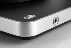 Clearaudio Concept Active Turntable With Internal Phono Preamp & Headphone Amp (Black) 10 Clearaudio Concept Active Turntable With Internal Phono Preamp & Headphone Amp (Black) -Gallo Acoustics shop ConceptActiveBlack3