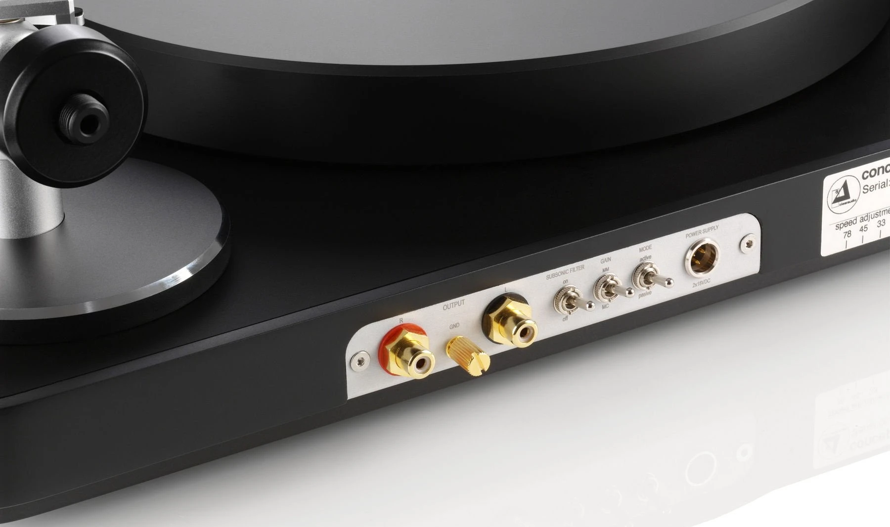 Clearaudio Concept Active Turntable With Internal Phono Preamp & Headphone Amp (Black) 4 Clearaudio Concept Active Turntable With Internal Phono Preamp & Headphone Amp (Black) - Image 2