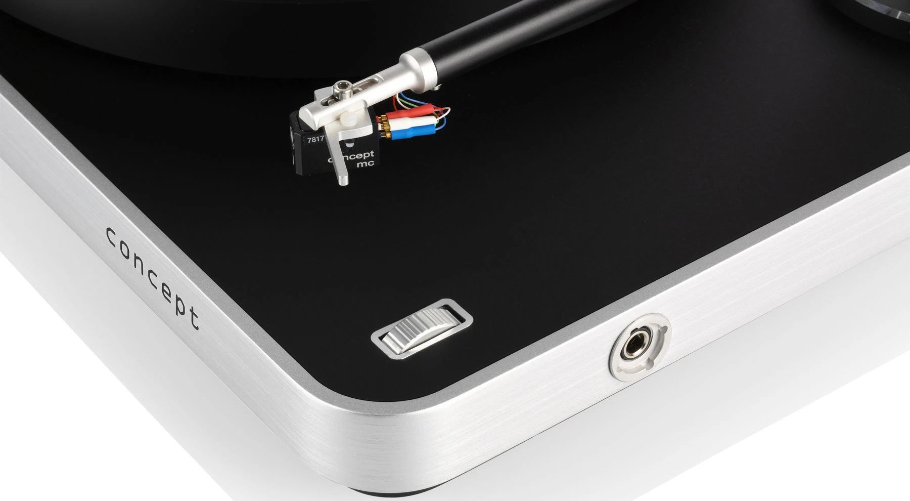Clearaudio Concept Active Turntable With Internal Phono Preamp & Headphone Amp (Black) 5 Clearaudio Concept Active Turntable With Internal Phono Preamp & Headphone Amp (Black) - Image 3
