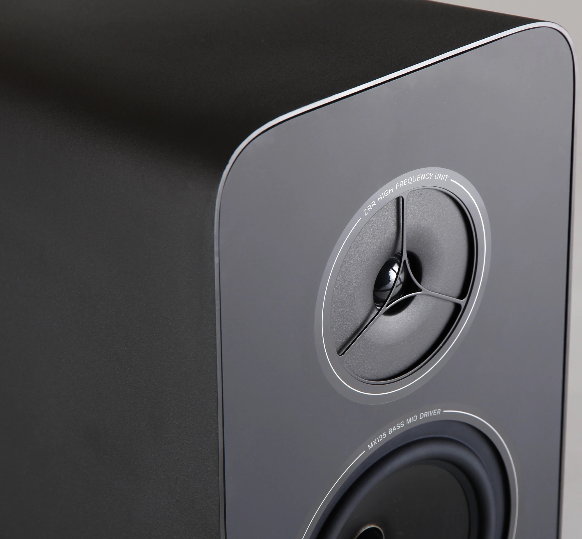 Rega Kyte 2-way Bookshelf Loudspeakers (Pair) 8 Rega Kyte 2-way Bookshelf Loudspeakers (Pair) - Image 6