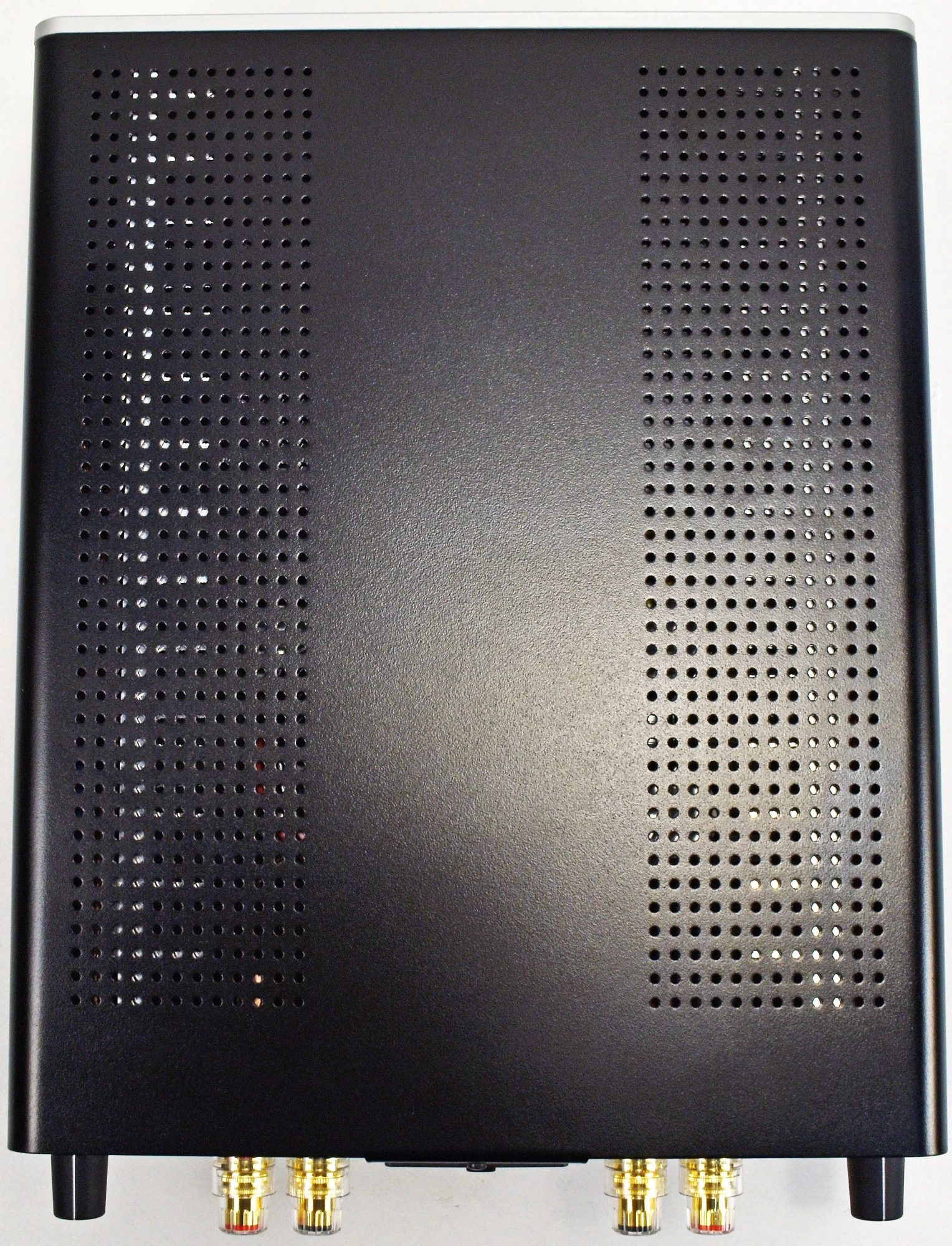 SPL Performer S800 Stereo Power Amp With VOLTAiR Tech (Silver) 4 SPL Performer S800 Stereo Power Amp With VOLTAiR Tech (Silver) - Image 2