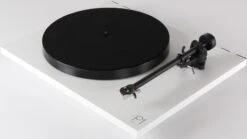 Rega Planar 1 Turntable With Carbon Cartridge (Matte White) -Gallo Acoustics shop Planar1MatteWhite2
