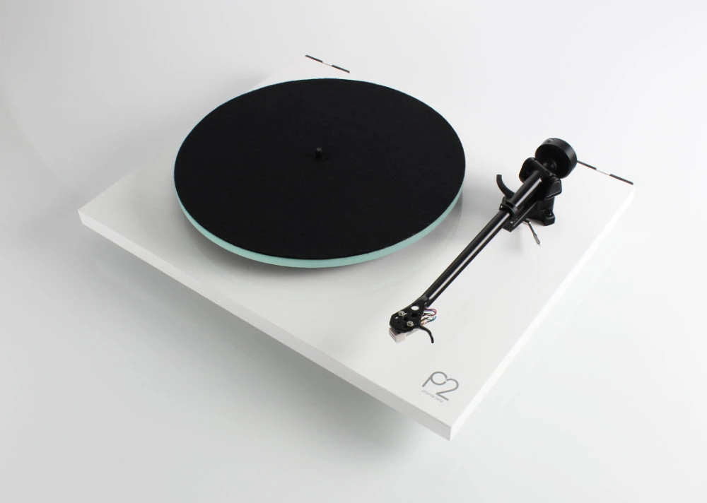 Rega Planar 2 Turntable (Gloss White) 3 Rega Planar 2 Turntable (Gloss White)