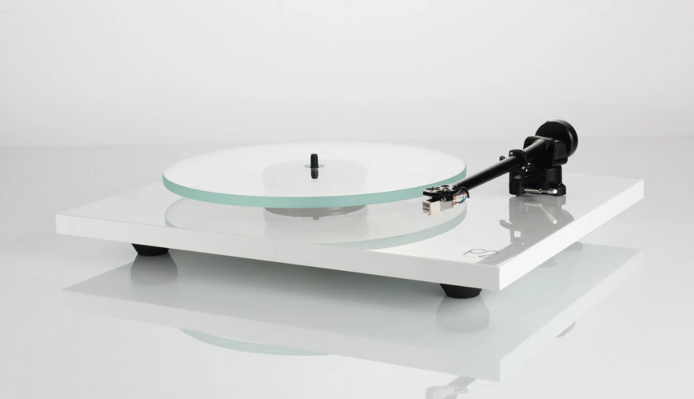 Rega Planar 2 Turntable (Gloss White) 7 Rega Planar 2 Turntable (Gloss White) - Image 5