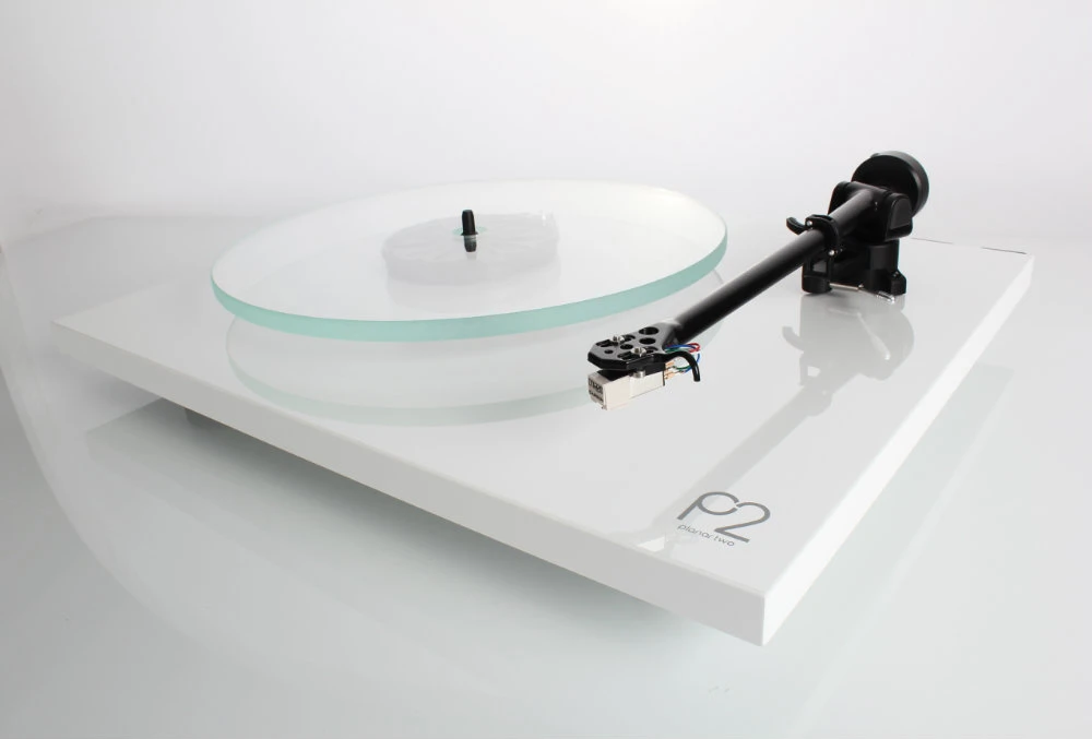 Rega Planar 2 Turntable (Gloss White) 5 Rega Planar 2 Turntable (Gloss White) - Image 3