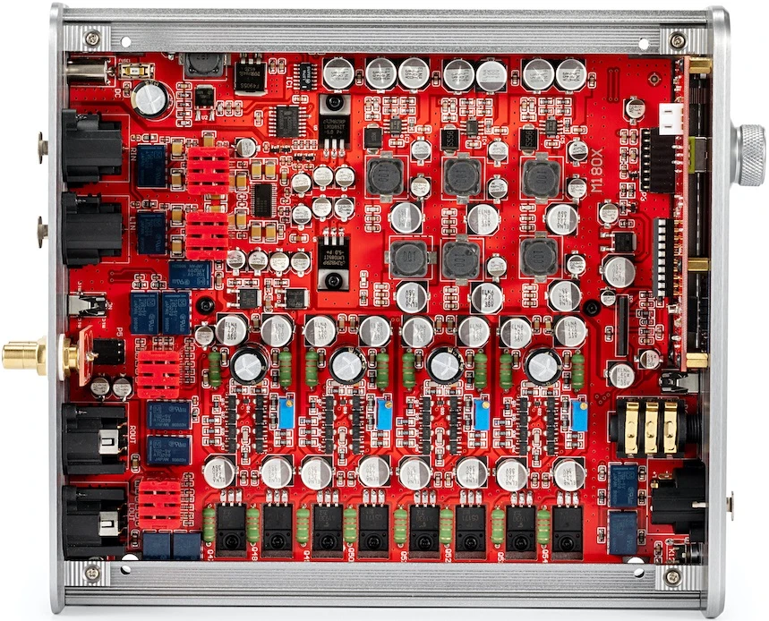 Burson Audio Soloist 3X Performance Balanced XLR Headphone Amp/Preamp 4 Burson Audio Soloist 3X Performance Balanced XLR Headphone Amp/Preamp - Image 2