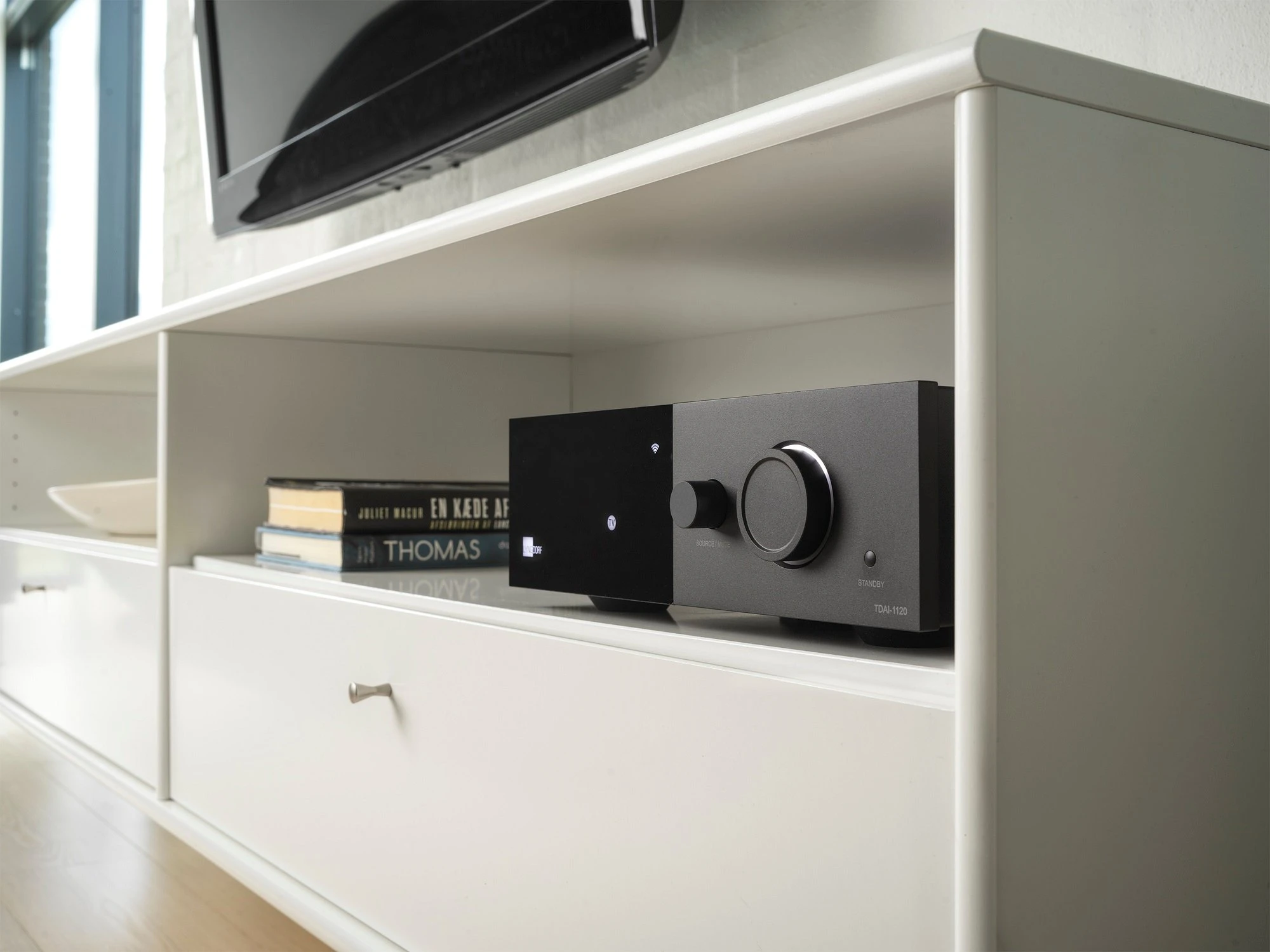 Lyngdorf TDAI-1120 Compact Streaming Integrated Amplifier 6 Lyngdorf TDAI-1120 Compact Streaming Integrated Amplifier - Image 4
