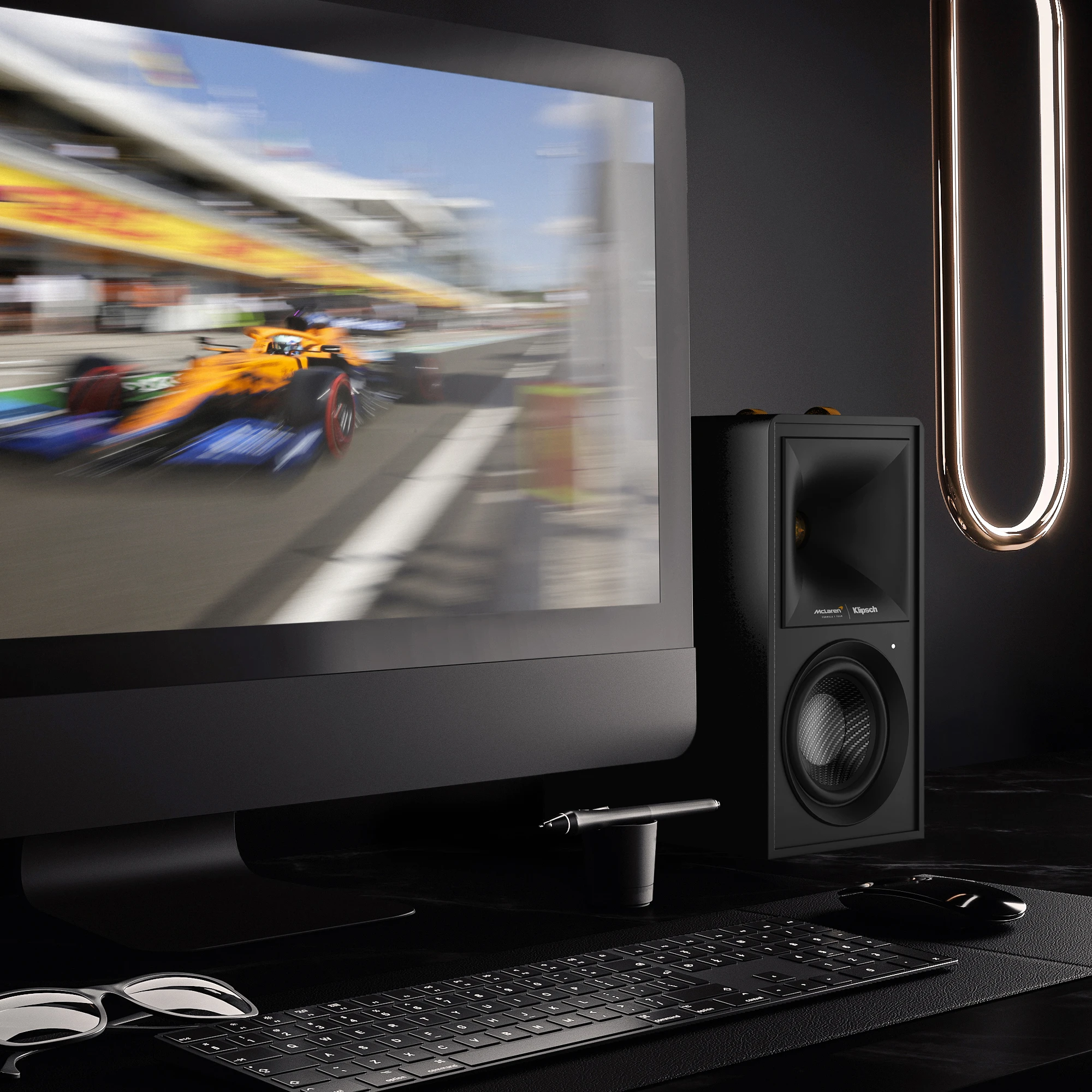 Klipsch The Fives McLaren Edition Powered Bookshelf Speakers 6 Klipsch The Fives McLaren Edition Powered Bookshelf Speakers - Image 4