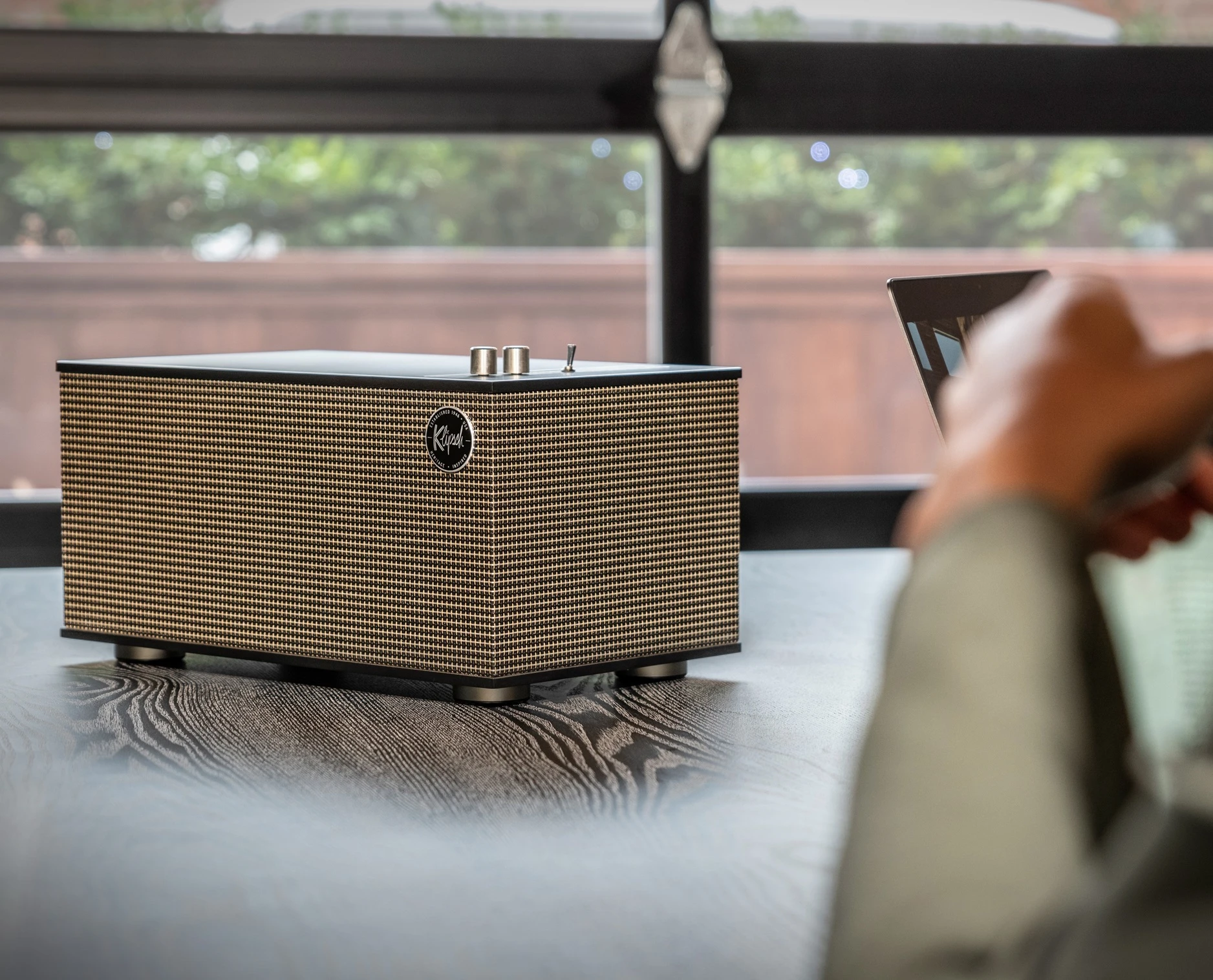 Klipsch The Three II Heritage Wireless Audio System (Matte Black) 5 Klipsch The Three II Heritage Wireless Audio System (Matte Black) - Image 3