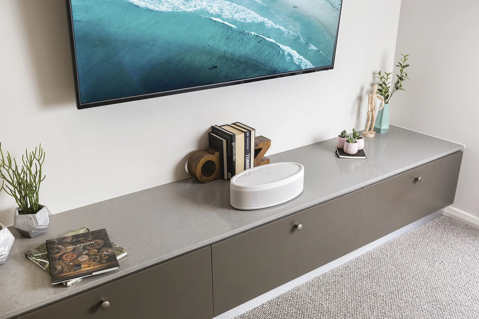 Yamaha MusicCast 50 Wireless Speaker (White) WX-051WH 6 Yamaha MusicCast 50 Wireless Speaker (White) WX-051WH - Image 4